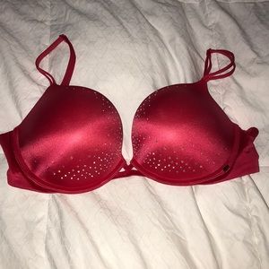 Victoria’s Secret Red rhinestone bra 34DD